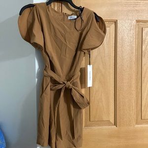 Calvin Klein NEW shorts romper tan color size 2